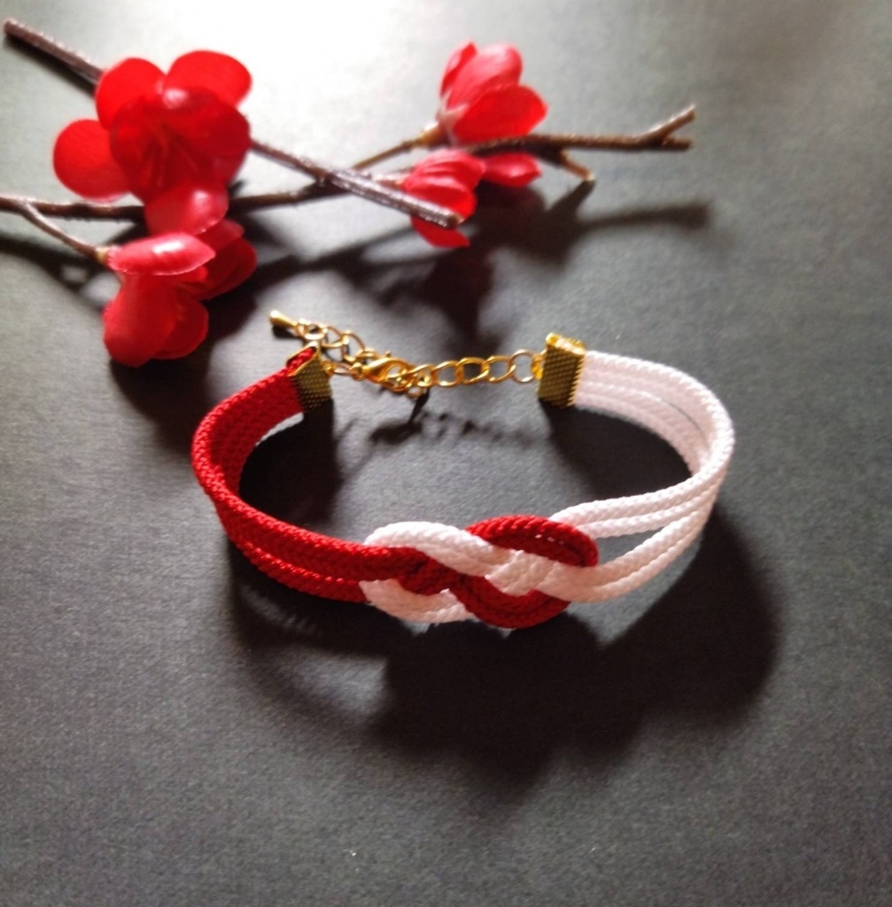 【和風】抱き淡路結びのブレスレット(色オーダー可)【和装】【着物】【袴】【飾り結び】【推し活】【推し色】