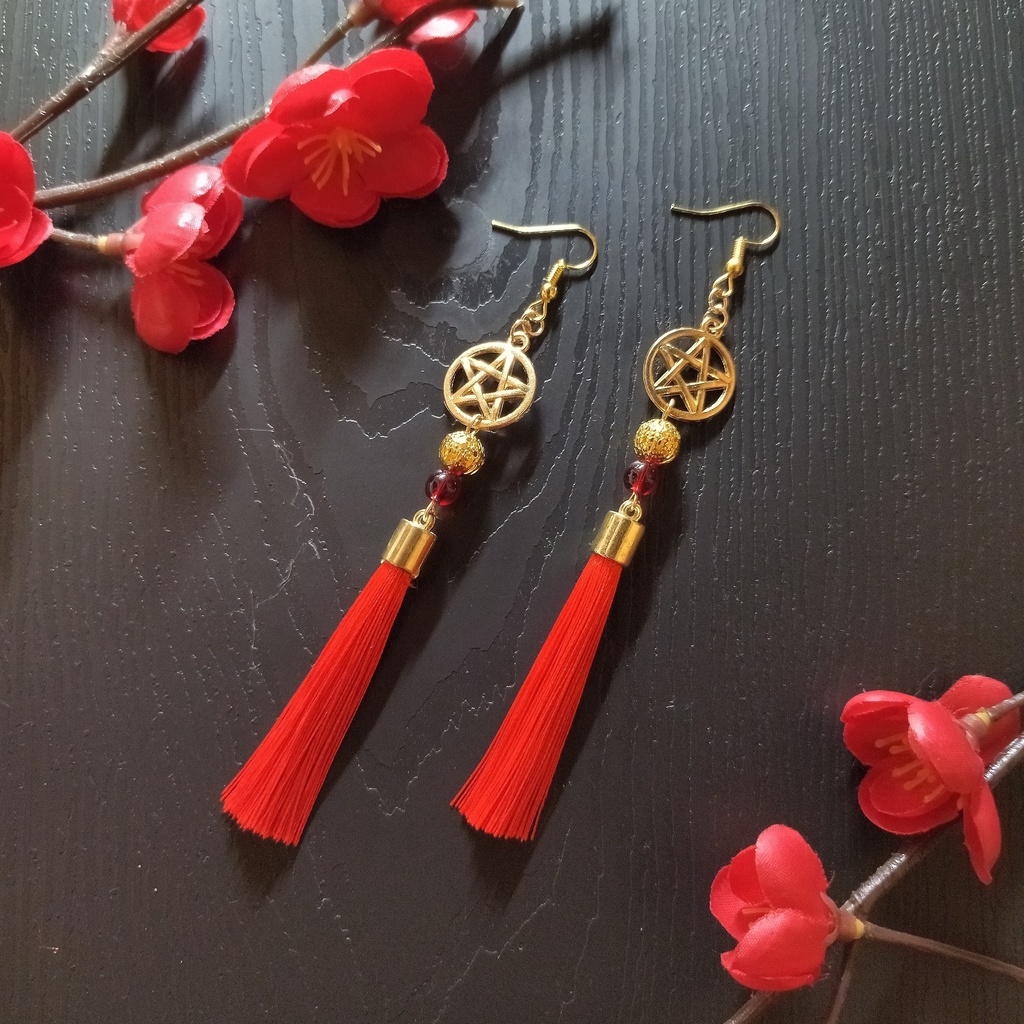 中華風✦紅い花のチャイナタッセルピアス（イヤリング） ピアス