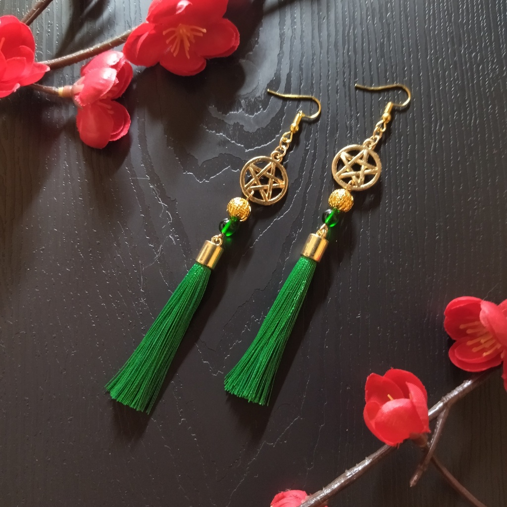 【和風】五芒星とタッセルのピアス(イヤリング)(緑)【チャイナ】【中華風】【着物】【浴衣】