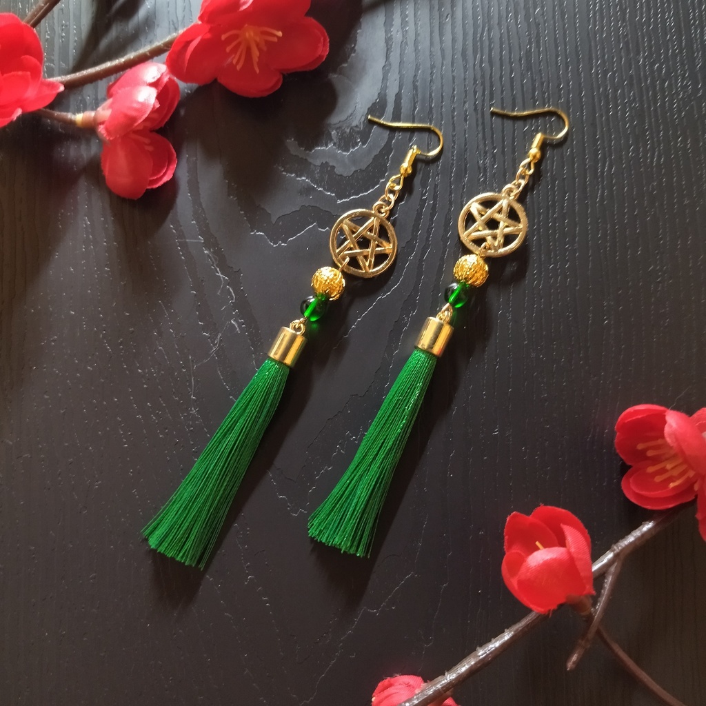 【和風】五芒星とタッセルのピアス(イヤリング)(緑)【チャイナ】【中華風】【着物】【浴衣】