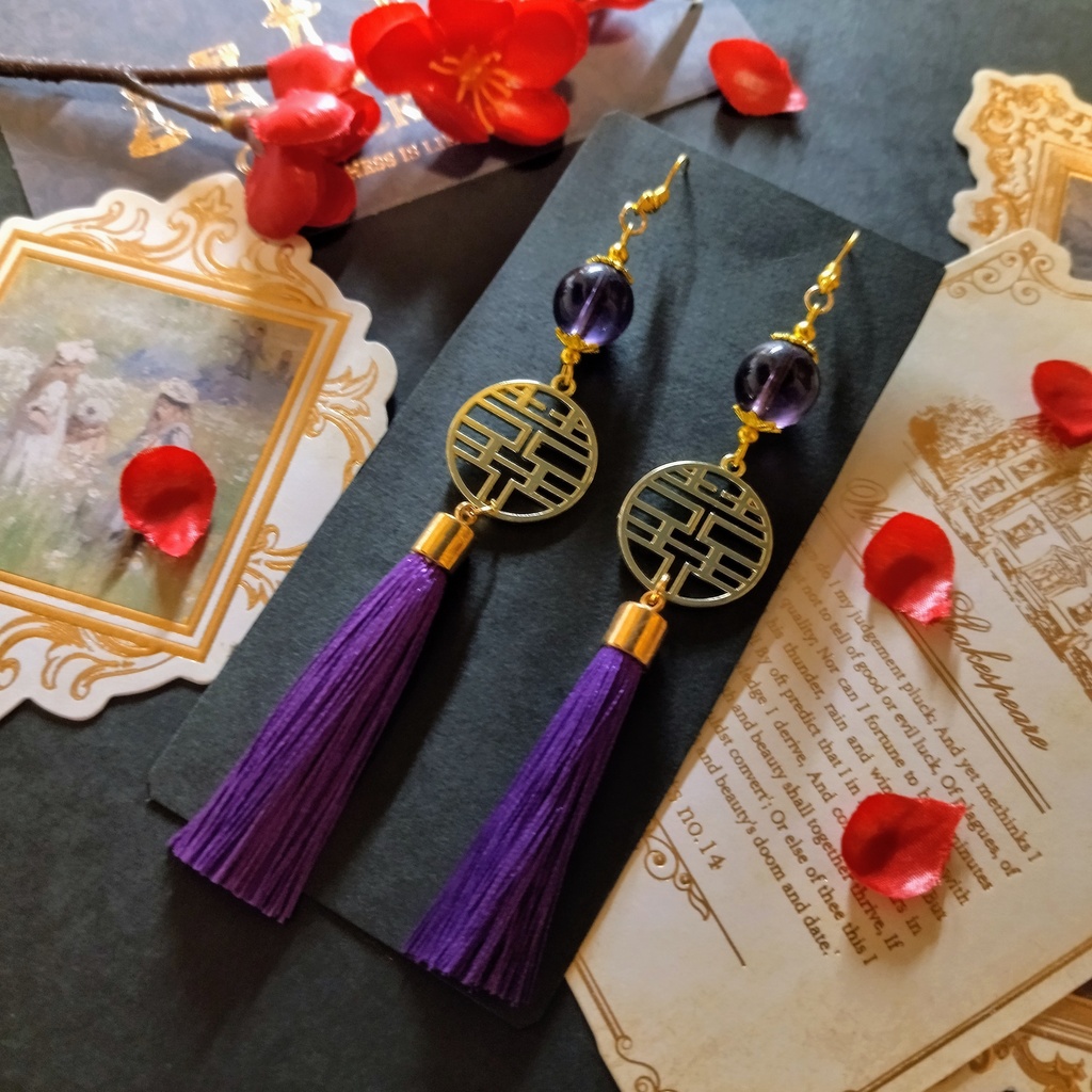 【チャイナ】双喜紋とガラス玉のピアス(イヤリング)(紫)【中華風】【ダブルハピネス】【推し色】【推し活】