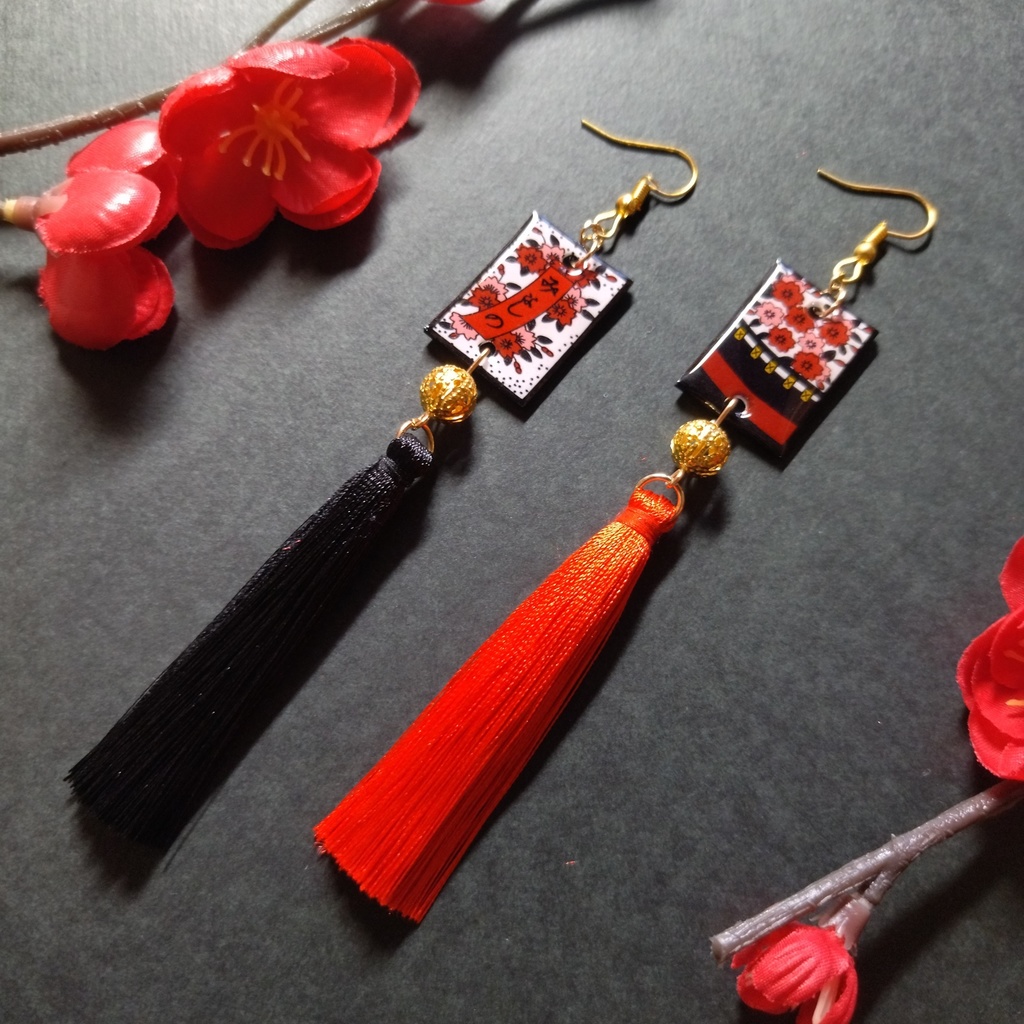 【和風】花札&タッセルピアス(イヤリング)(桜)(赤黒)【着物】【袴】【和装】