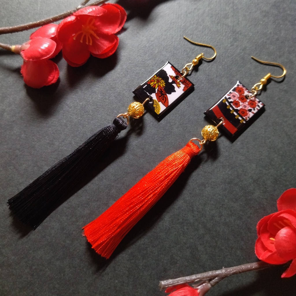 【和風】花札&タッセルピアス(イヤリング)(赤黒)【着物】【袴】【和装】