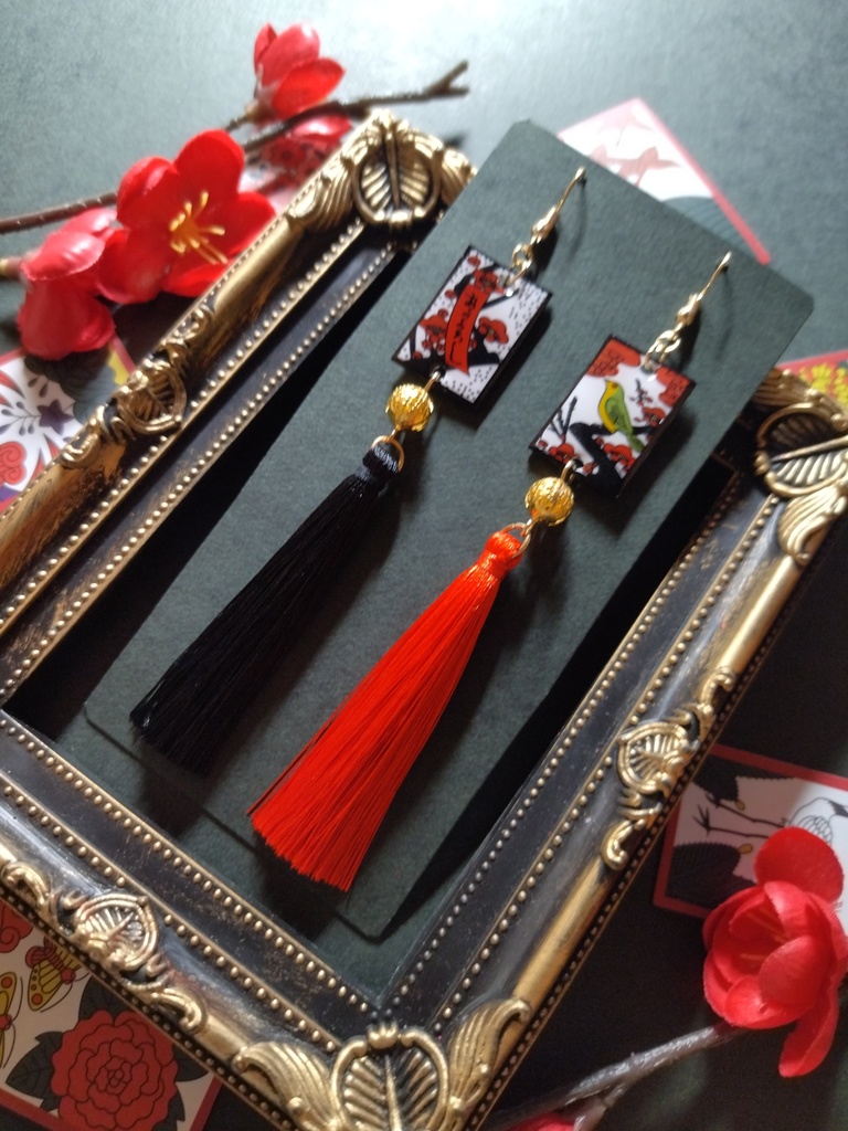 【和風】花札&タッセルピアス(イヤリング)(赤黒)(梅)【和風ゴシック】【袴】【着物】