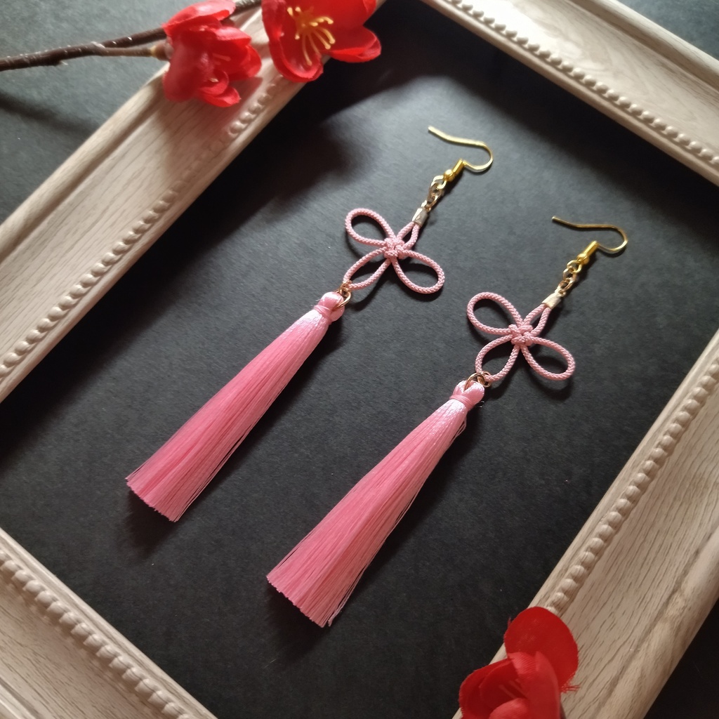 【和風】几帳結びとタッセルのピアス(イヤリング)(薄ピンク)【チャイナ】【中華風】【和ゴス】【和ロリ】