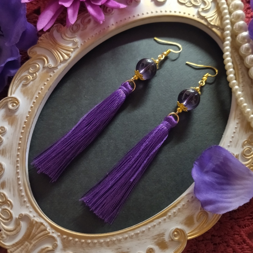 【和風】ガラス玉とタッセルのピアス(イヤリング)(紫)【チャイナ】【中華風】【成人式】【卒業式】