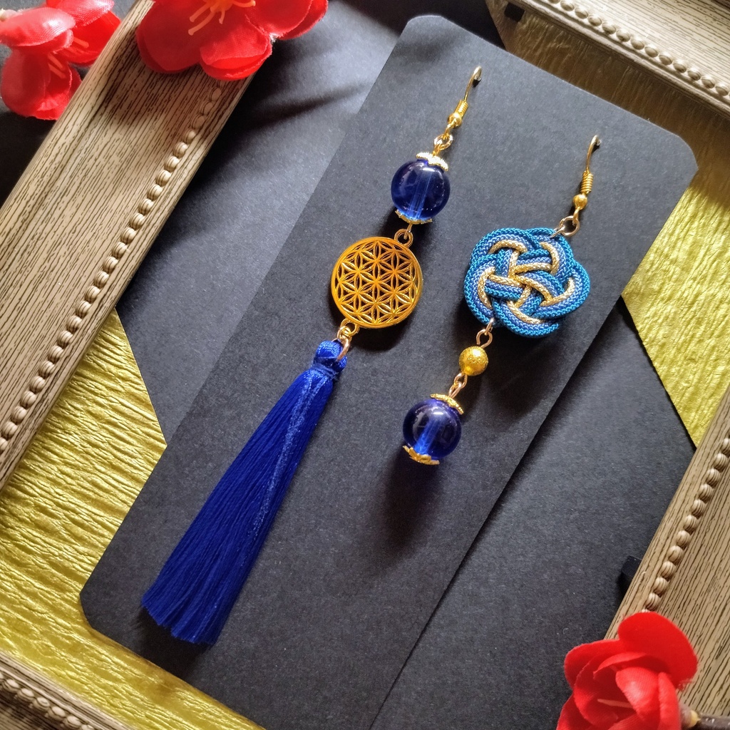 【和風】梅結びのアシンメトリーピアス(イヤリング)【チャイナ】【中華風】【推し活】【推し色】