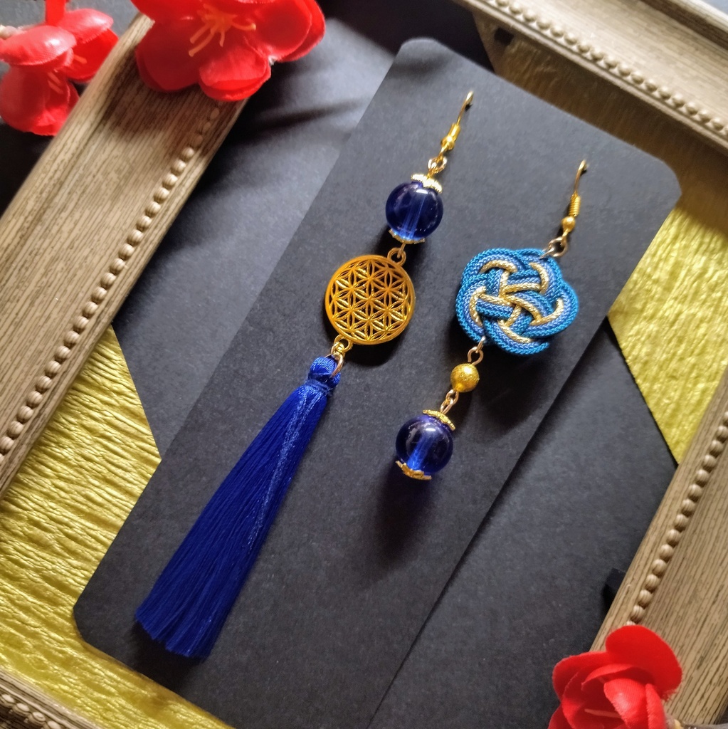 【和風】梅結びのアシンメトリーピアス(イヤリング)【チャイナ】【中華風】【推し活】【推し色】