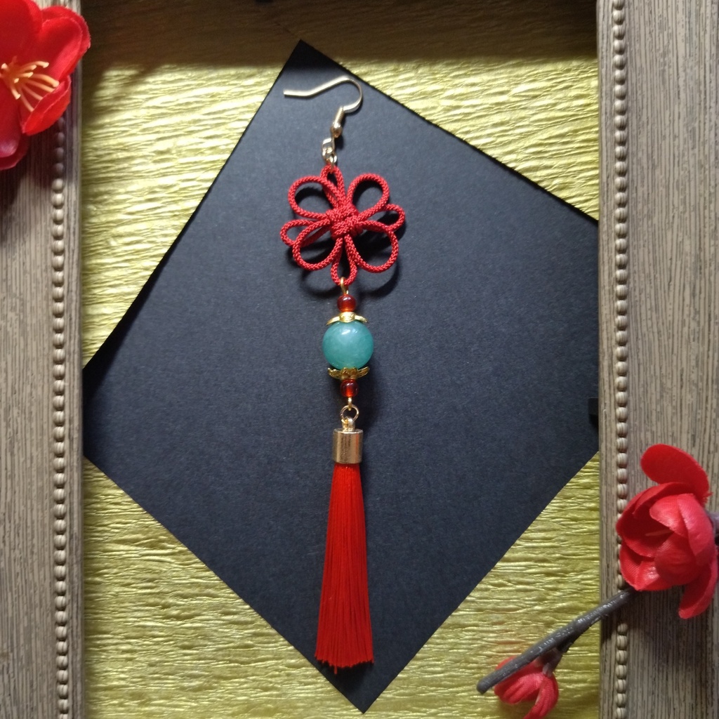 【チャイナ】吉祥結びと翡翠の片耳ピアス(色オーダー可)【中華風】【華ロリ】