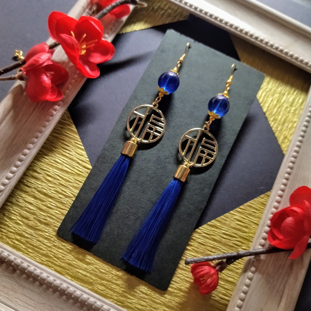 【和風】福チャームとガラス玉のピアス(イヤリング)(青)【チャイナ】【中華風】