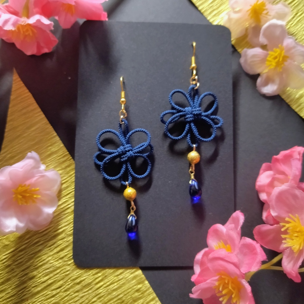 【和風】吉祥結びとちぇこびあのピアス（色オーダー可）【中華風】【チャイナ】【推し活】【推し色】【着物】【和ゴス】