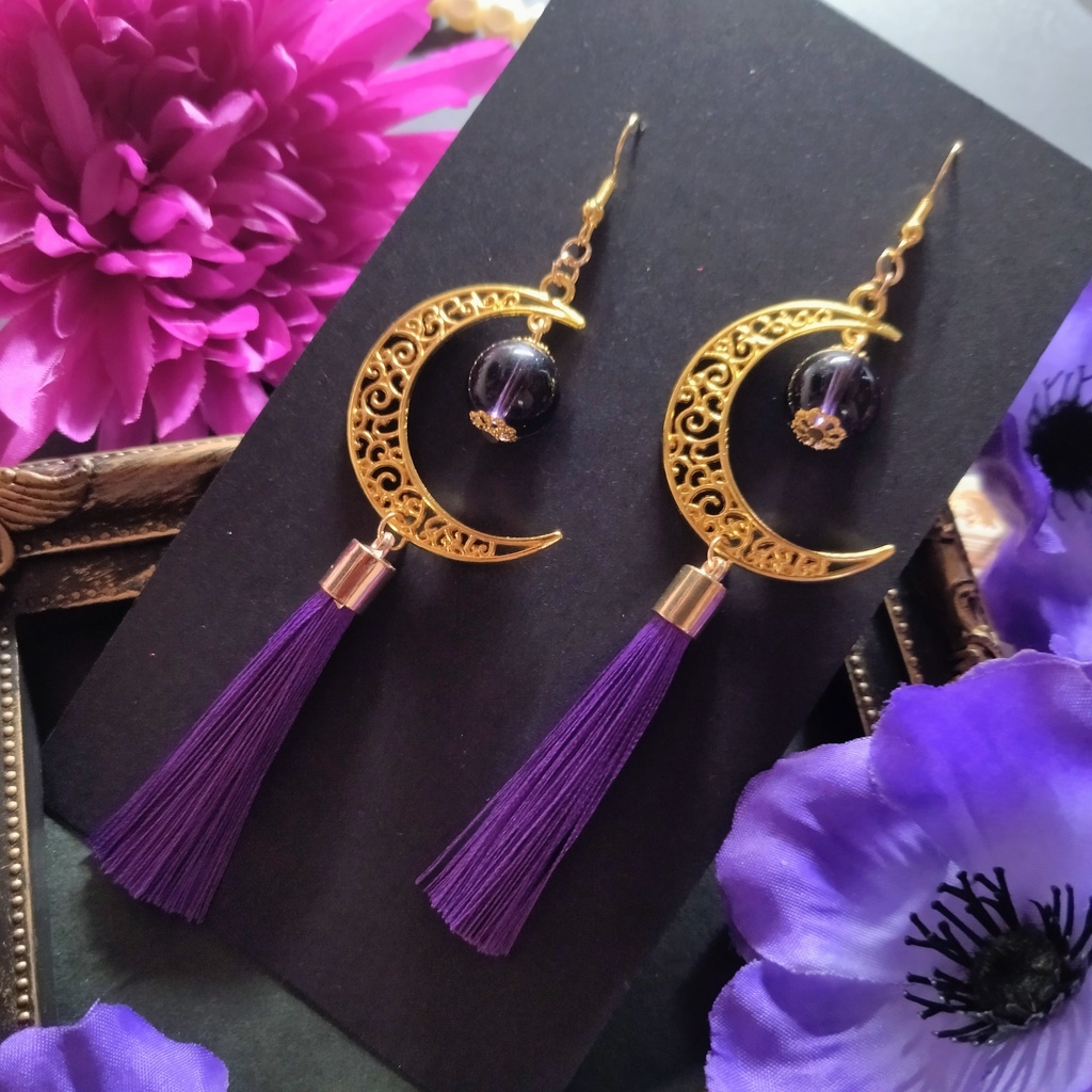 【和風】三日月とタッセルのピアス（イヤリング）（紫）【中華風】【チャイナ】