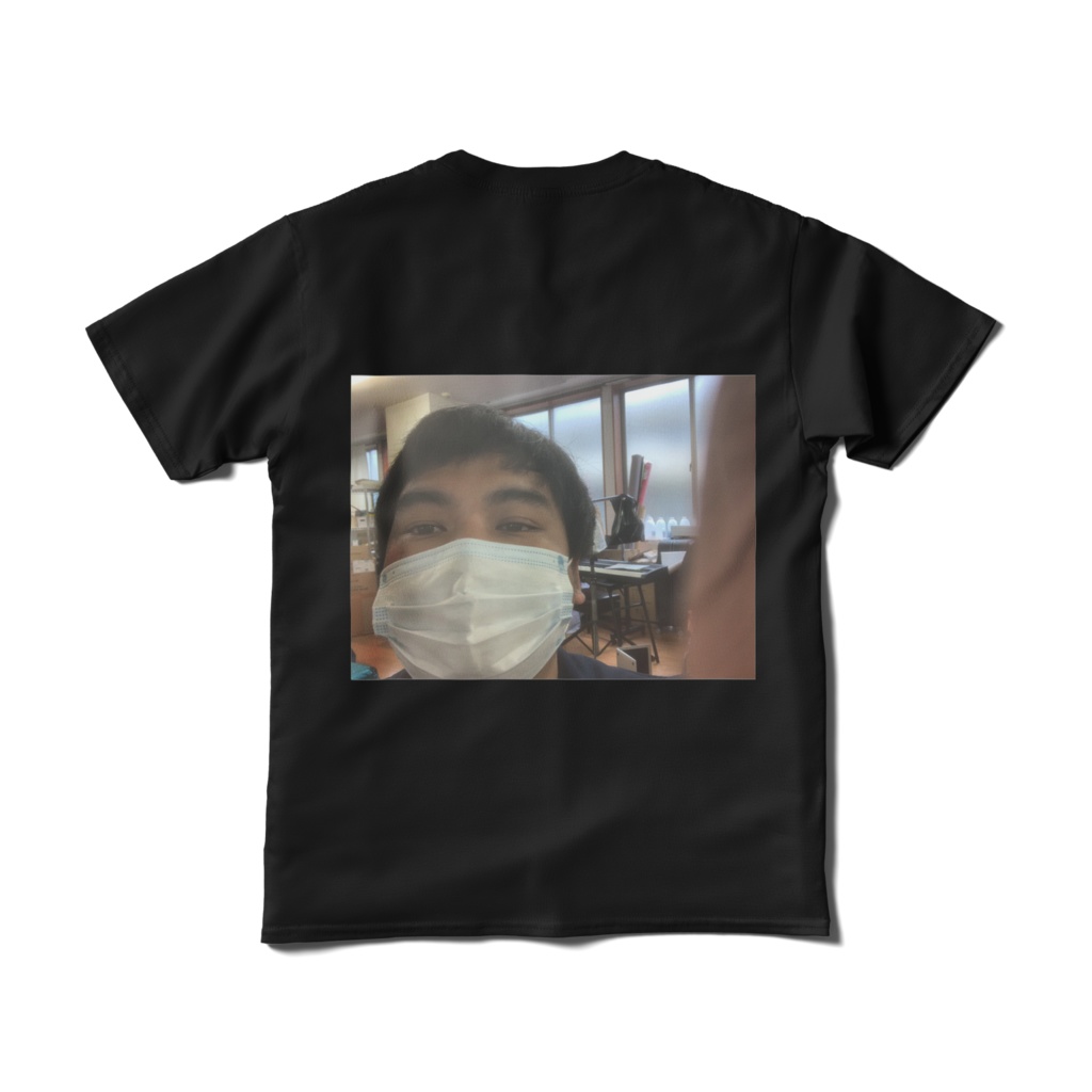 なかしま自撮りTシャツ1