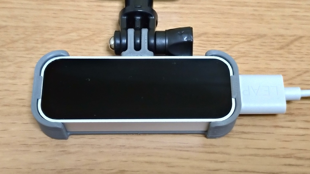 LeapMotion用ネックマウンタ