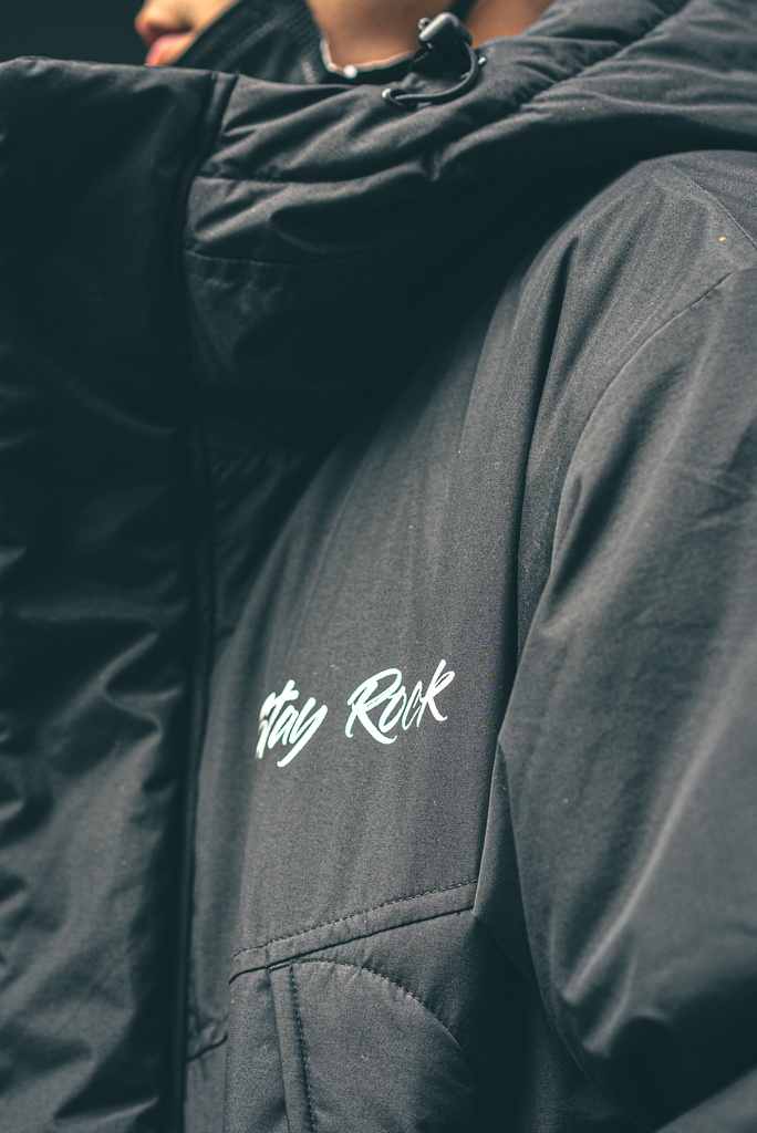 A.M.G ウォーム シェル パーカ