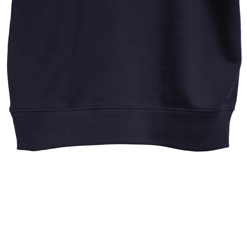 バックプリントスウェットシャツ