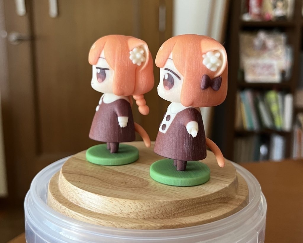 うめともものフィギュア