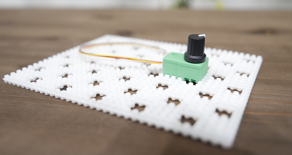 【くっつきー2】 ノブ