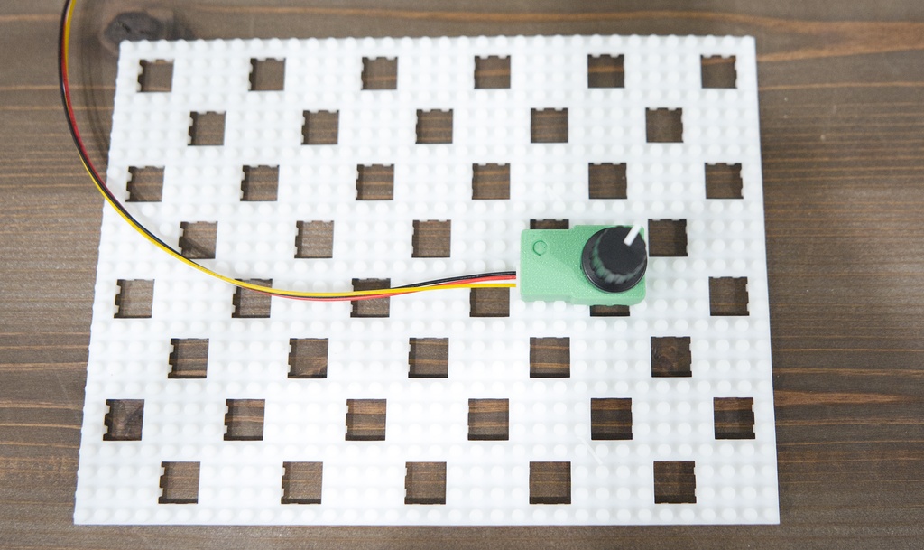 【くっつきー2】 ノブ