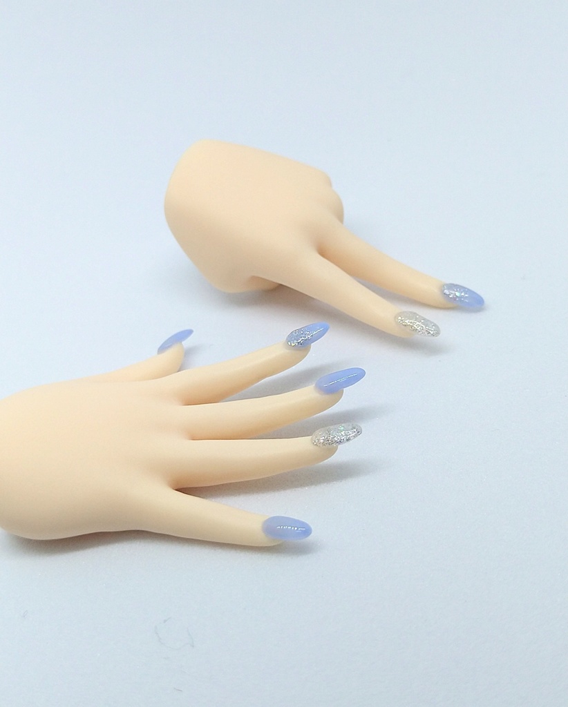 オビツ 50cm  ブルー＆ラメネイル  ホワイティ ハンド