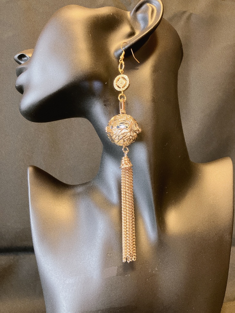 妖古耳飾り【光る妖ガムランボール】