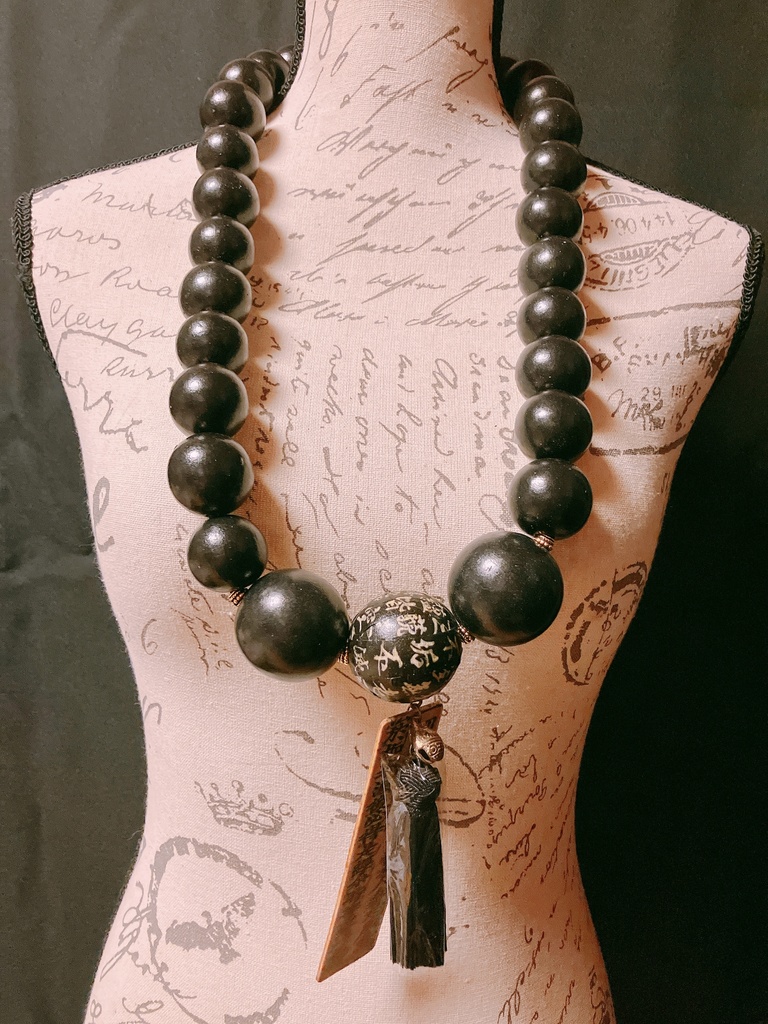 妖天狗の呪符数珠首飾り