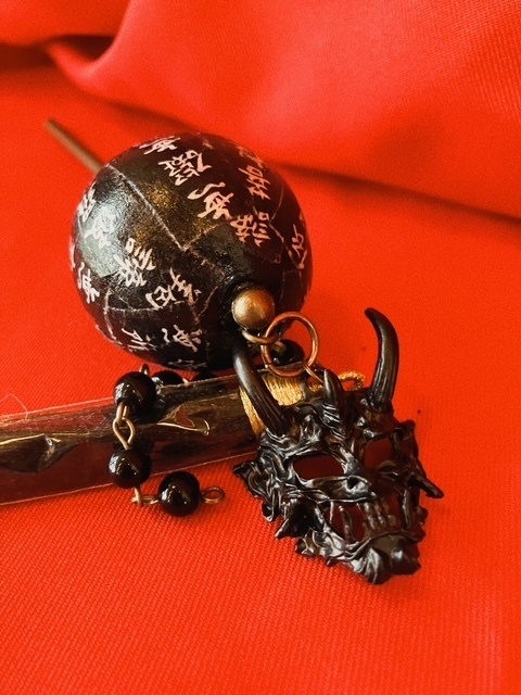 妖鬼面呪符玉簪