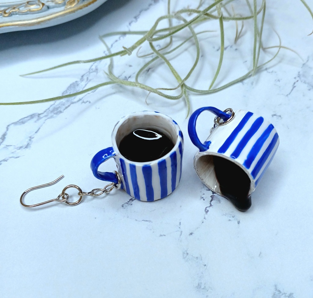 「コーヒーを一杯」ピアス/イヤリング