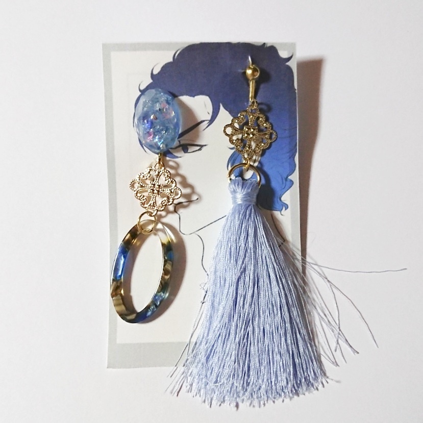 李典イメージイヤリング