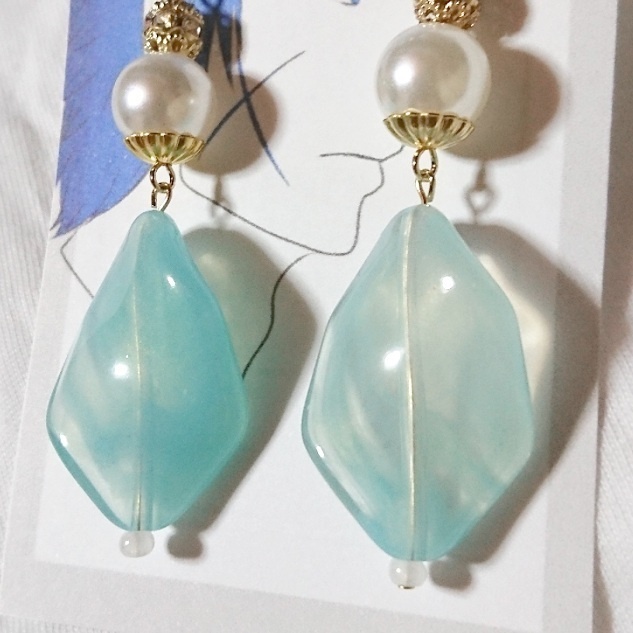 楽進イメージピアス