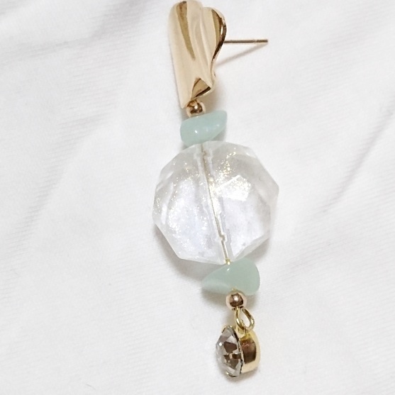 郭嘉イメージピアス