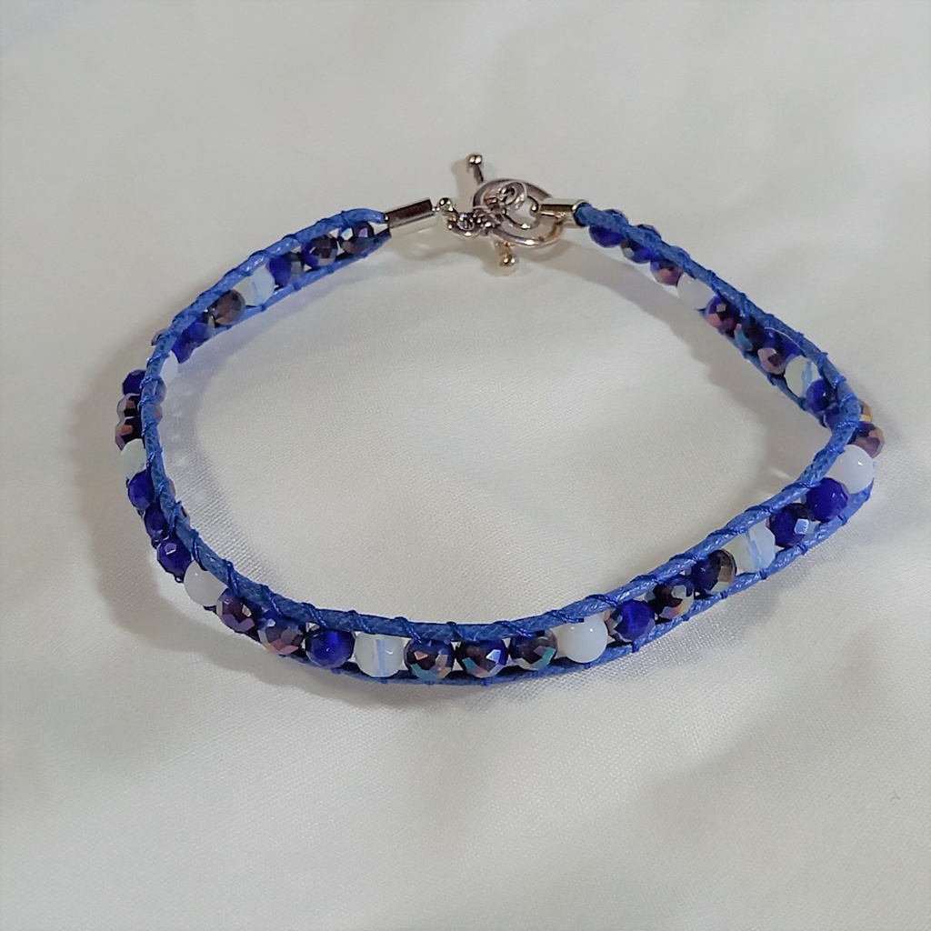 ブルーベルトブレスレット