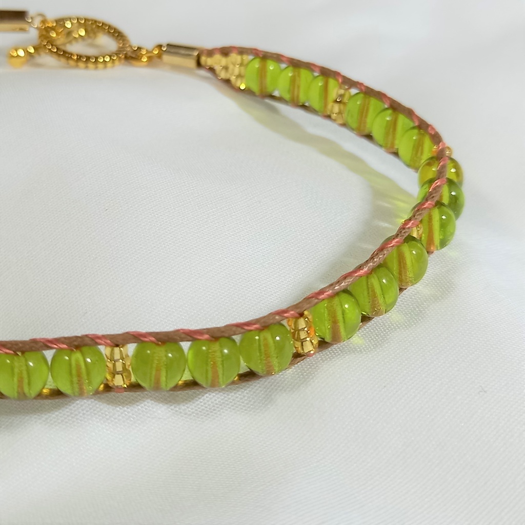 ガラスベルトブレスレット