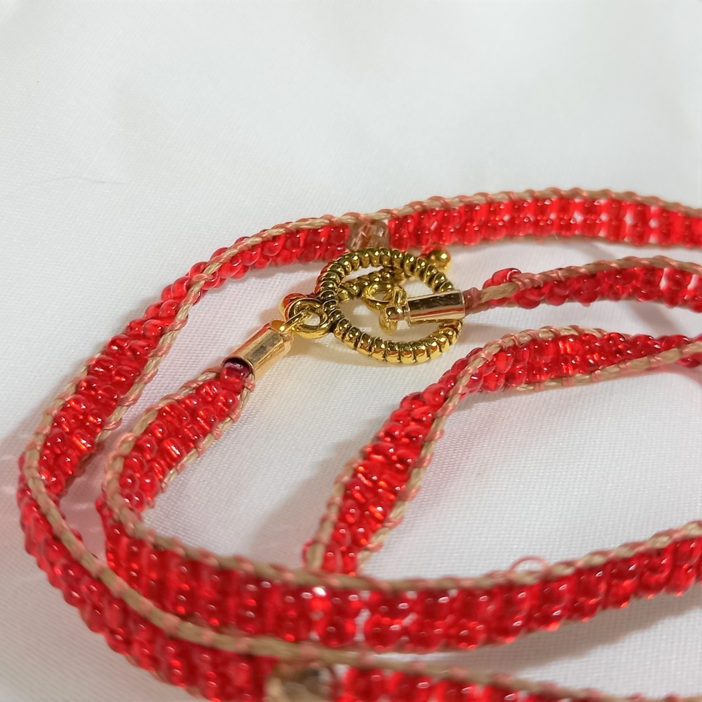 レッドトリプルベルトブレスレット