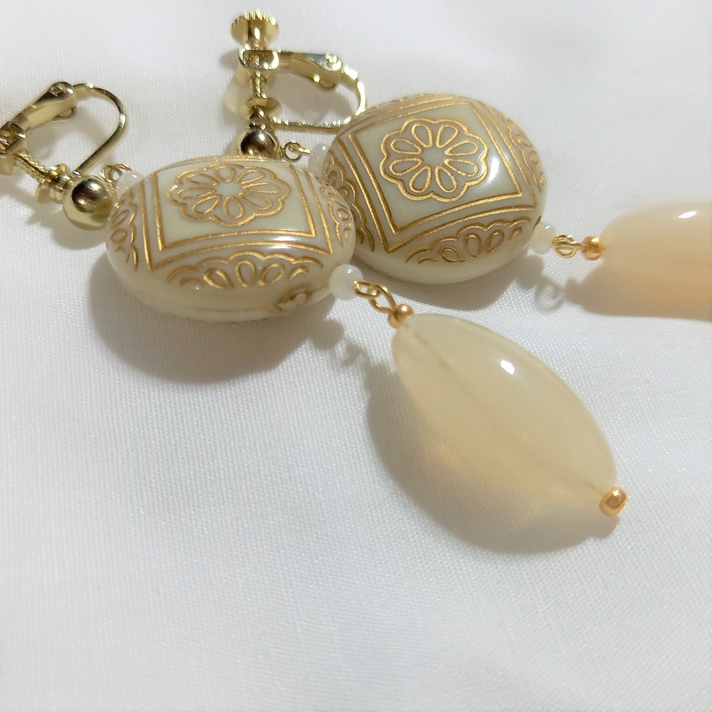 満寵イメージイヤリング