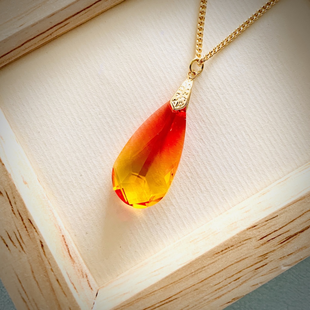 煉獄さんのペンダント