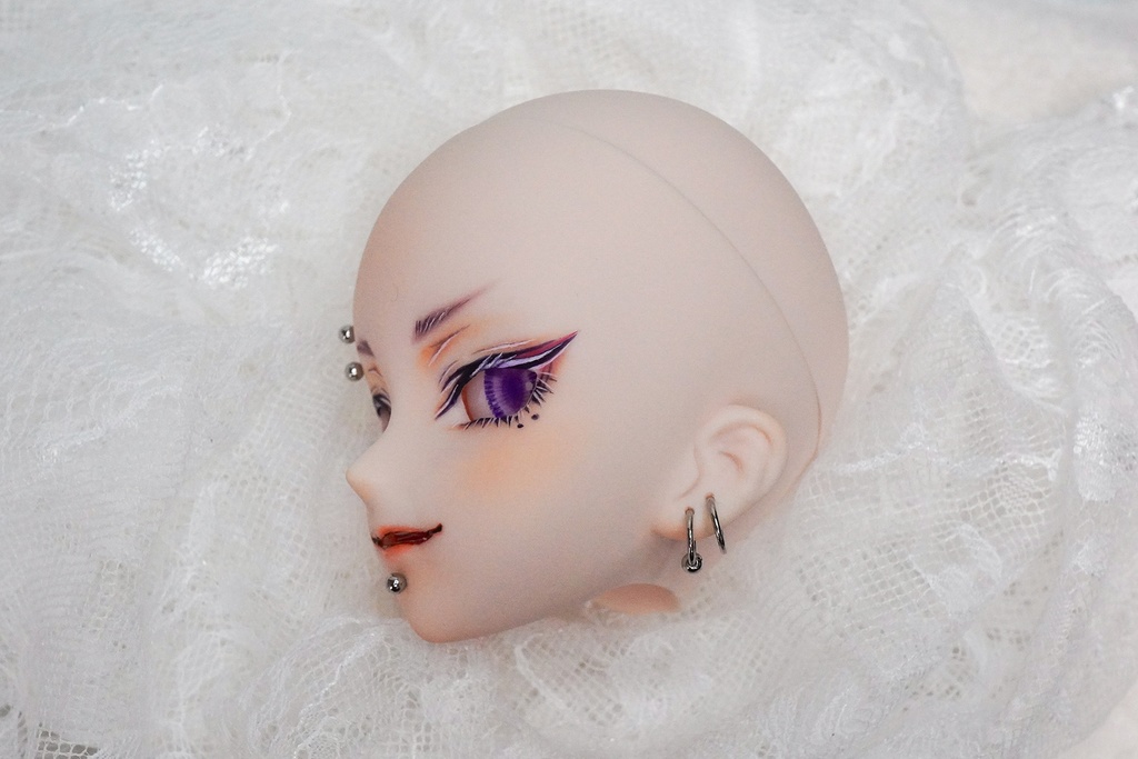 カスタムヘッド 『DDH-09』 SW肌 ソフビ盛り+カボションアイ