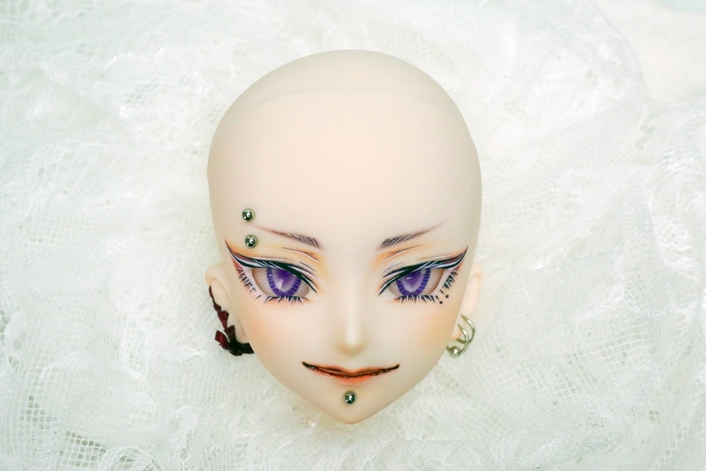 カスタムヘッド 『DDH-09』 SW肌 ソフビ盛り+カボションアイ