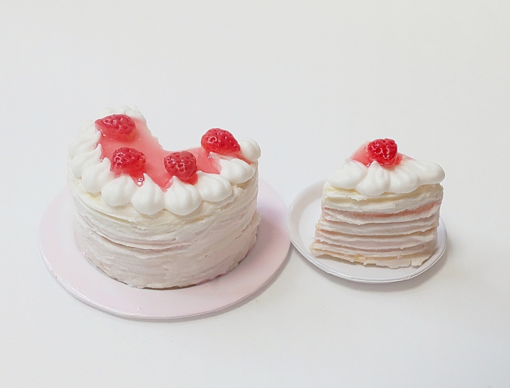 ストロベリークリームケーキ