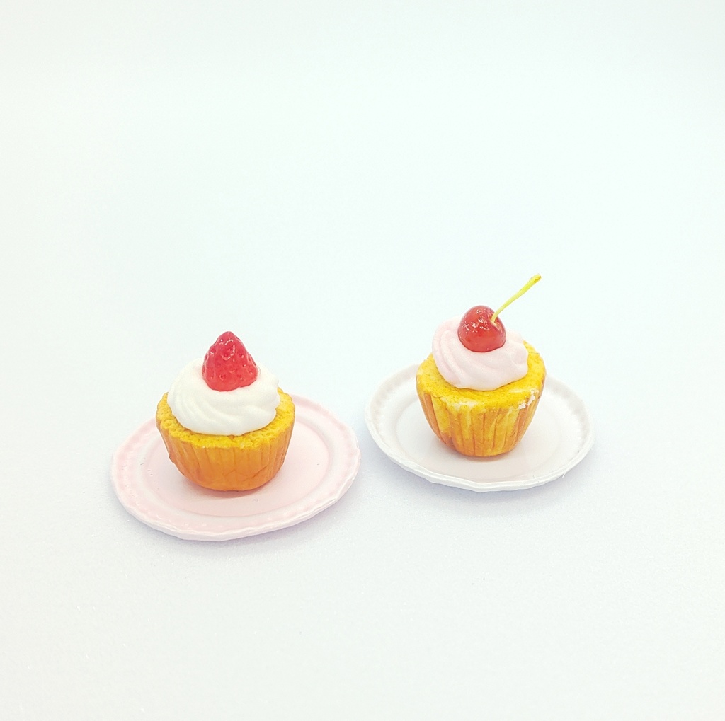 カップケーキ(ピンク＆ホワイト)