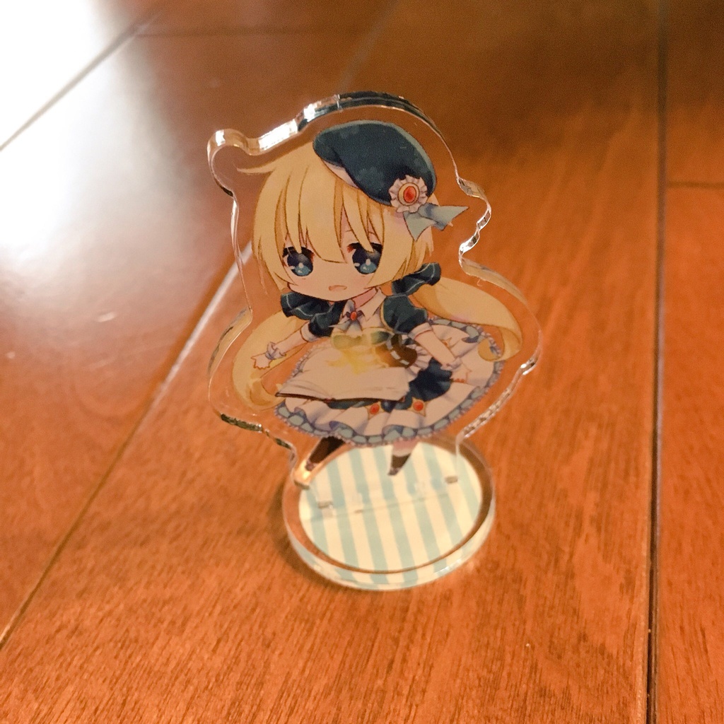 読み手のアリスアクリルフィギュア