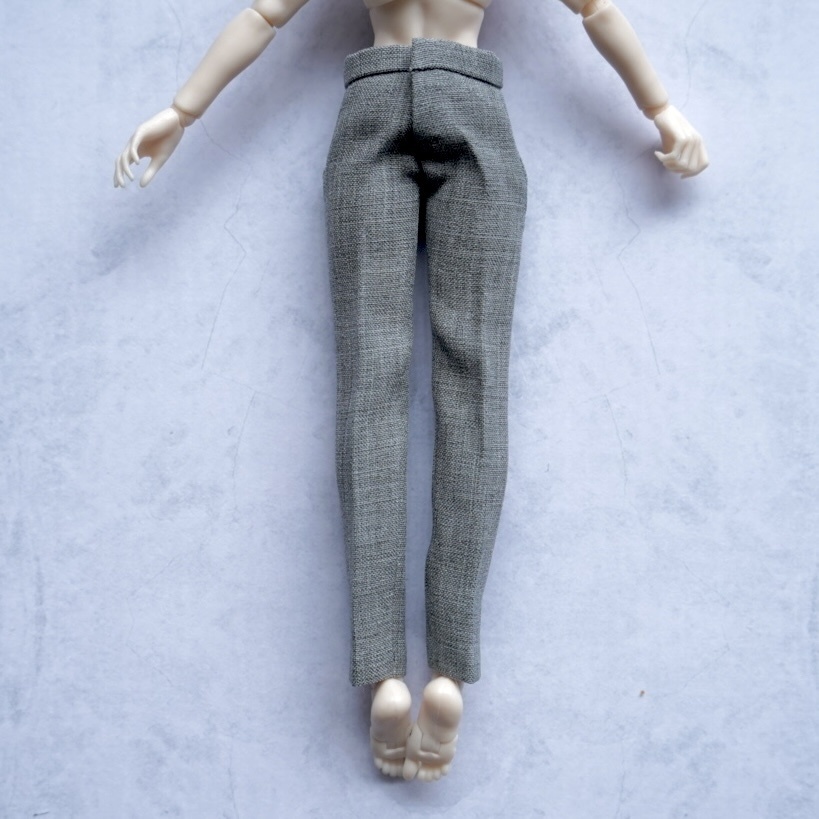 【シチリアの追憶】スリムアンクルパンツ