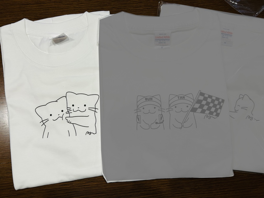 ぶんたんほおつつきTシャツ