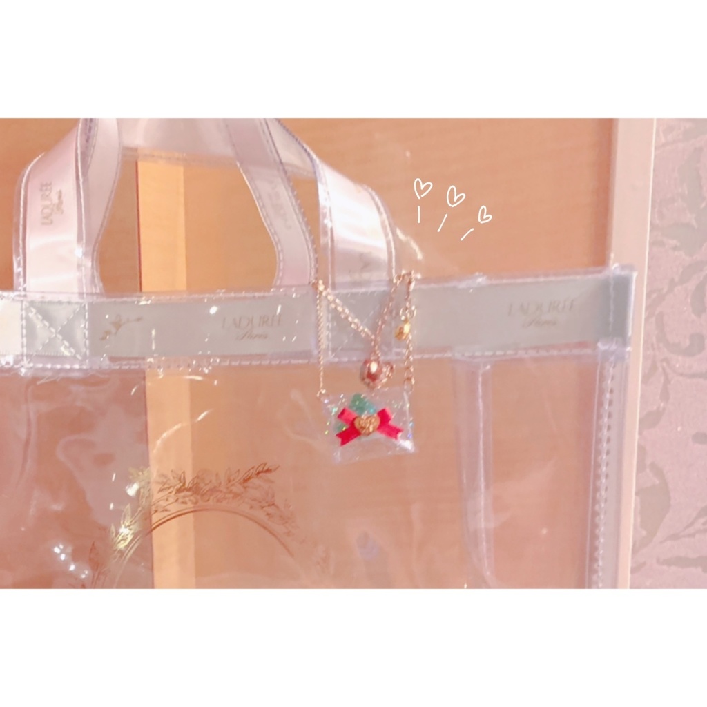 ✨🍎金の林檎ネックレス 🍎✨