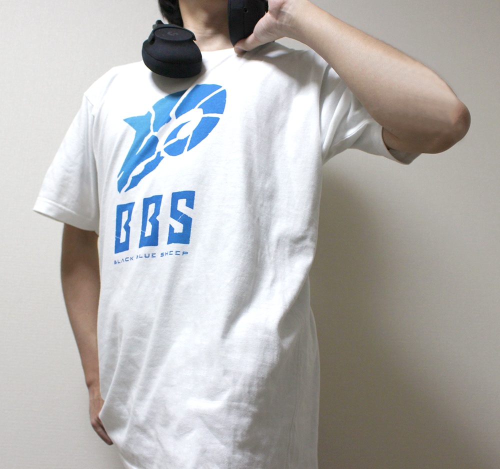 Black.Blue.SheepグラフィックTシャツ