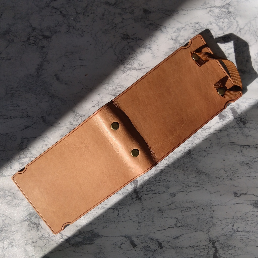 大容量ルーズリーフA7用本革バインダー