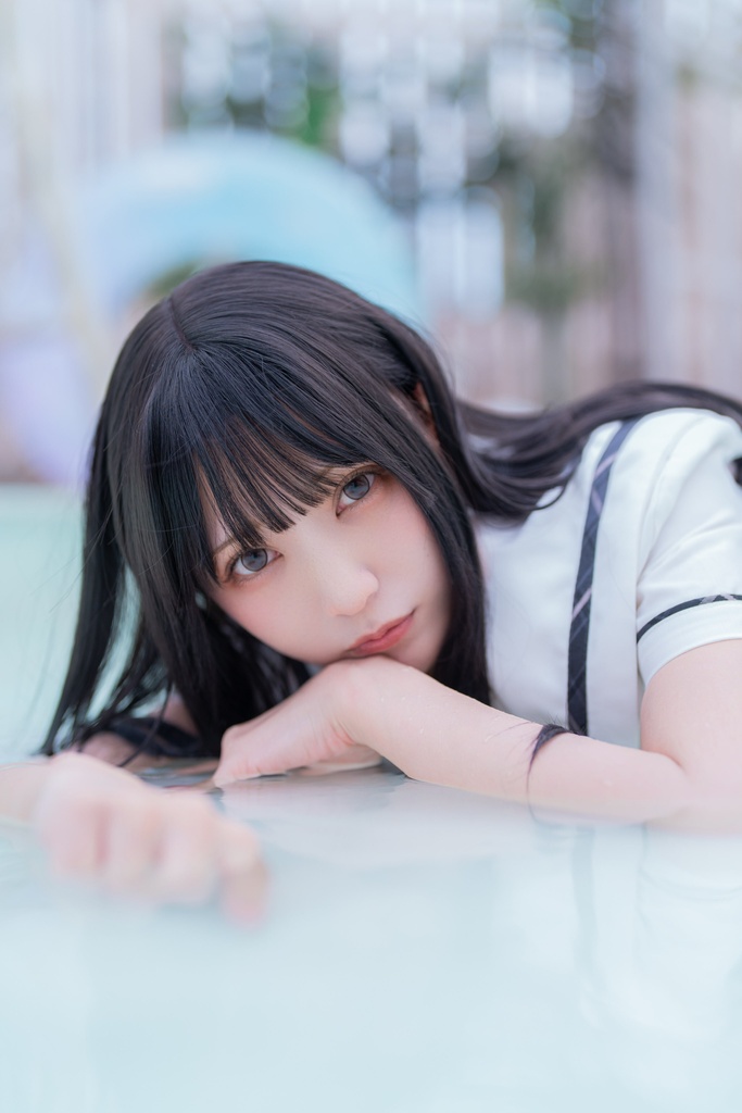 桐谷ちねつ1st写真集「放課後、桐谷さんと。」