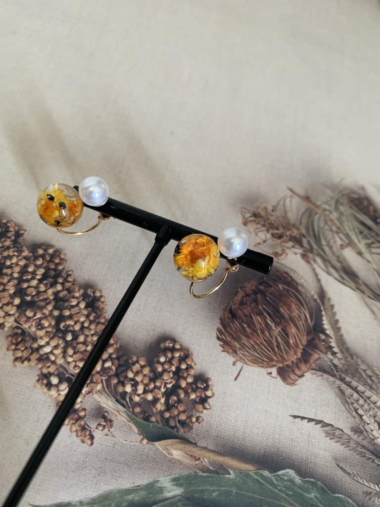 セロ上概念ピアスキャッチ(ピアス付き)