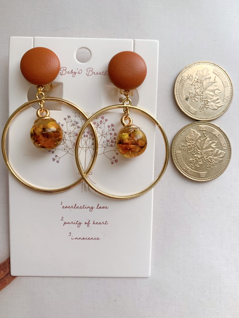 レザーボタン×概念イヤリング