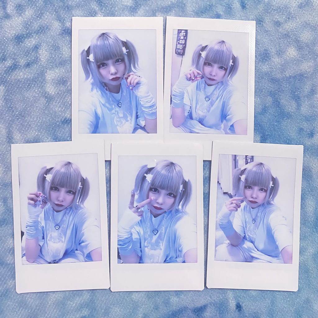水色私服チェキ